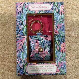 NIB Lilly Pulitzer Wireless Headphones Case